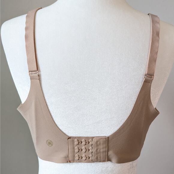 Honeylove CrossOver Bra Size Medium Sand Wireless Lightly Padded Convertible - Picture 3 of 7